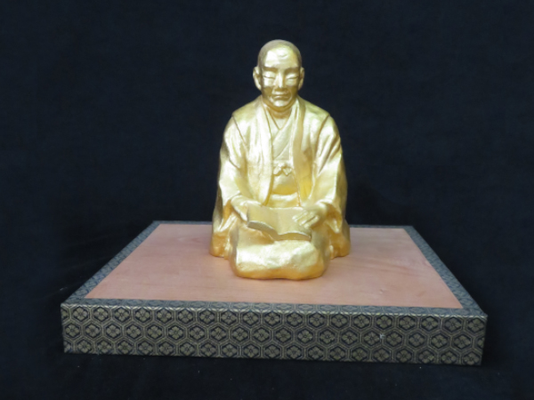 良寛像・10×10×17・ブロンズ金仕上・150,000円(税込)・在庫あり